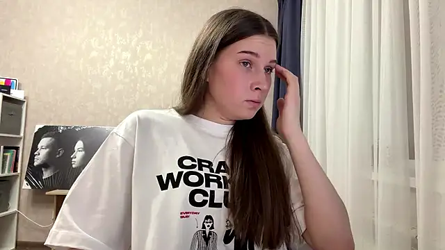 CloudyTube Show in webcam