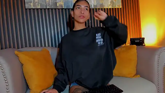 LauraAristizabal élő XXX-chatje