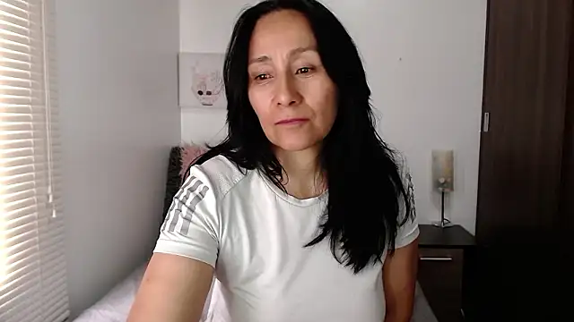 Maira_B 即時 XXX 聊天