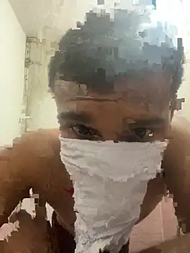 omkarcoll Adlı Modelin Web Kamerası Şovu