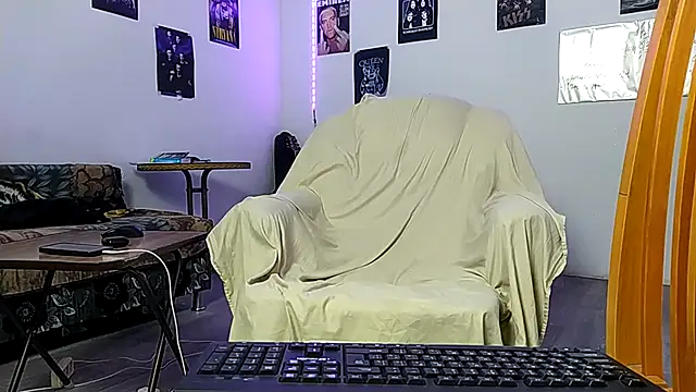 Huntall77's Webcam Show