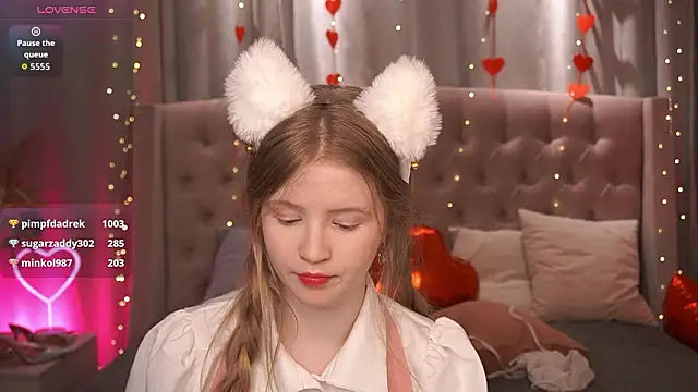 LilianHoward – Naživo XXX chat