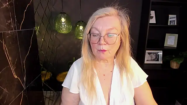 Chatroom XXX en direct de NataliMellow