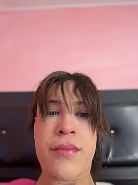 Chatroom XXX en direct de stormytt_