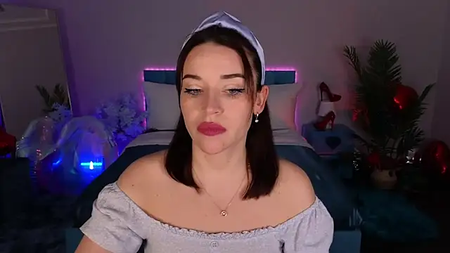 دردشة MarlaDewis الجنسية المباشرة