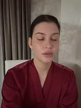 Chat +18 de KikiWatson ao vivo