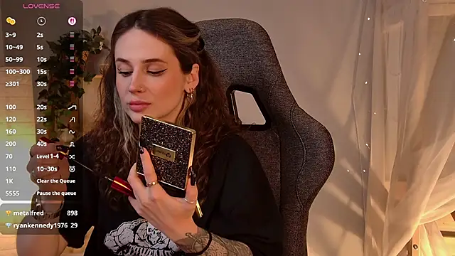 دردشة OliviaMcClean الجنسية المباشرة