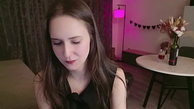 XXX chat uživo modela LucyRose3