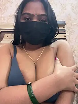 Cute-Ananyaa Adlı Modelin Canlı XXX Sohbeti