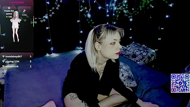 Chat XXX Live Saekiko