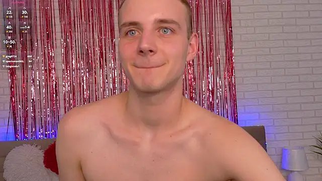 HereAlexColee webcam show