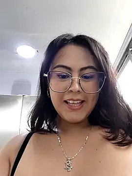 Mari-98's Webcam Show