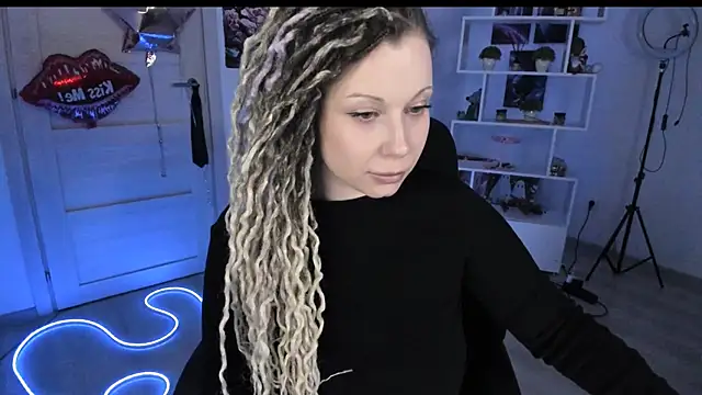 Chat XXX en directo de HoneySallyMoore