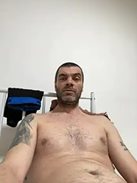 DOMINATOR_SIR-MASTERのライブXXXチャット