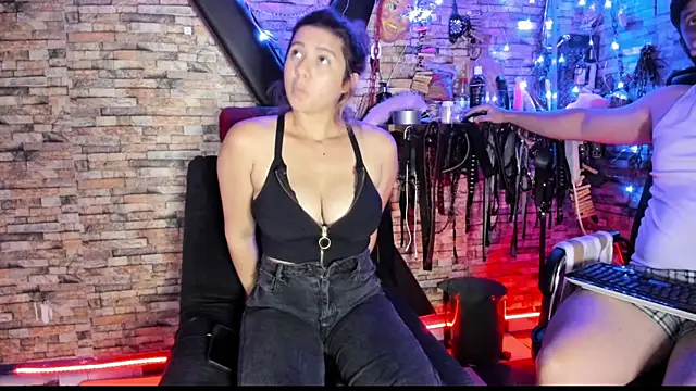 Czat XXX na żywo – Liltildeman_moon