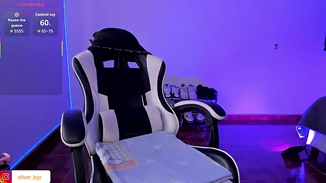 oliver_kyy 网络视讯表演