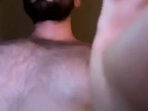 BroodedUlsterのライブXXXチャット