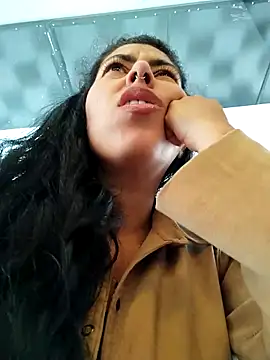 Luianna লাইভ XXX চ্যাট