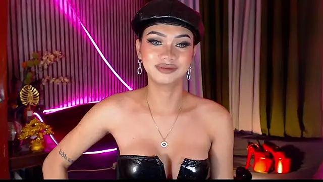 Unforgettablejulia – webcam-show