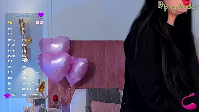 XXX chat uživo modela Mayzzie