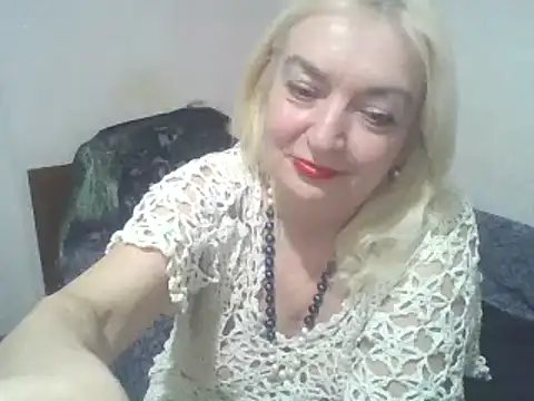 Meri798: онлайн-секс-чат