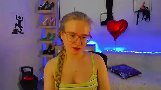 NancyHottie Chat XXX live