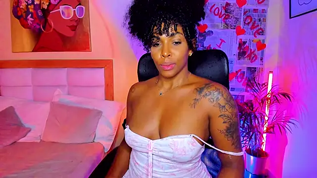 Chat XXX ao vivo de AitanaBrown_