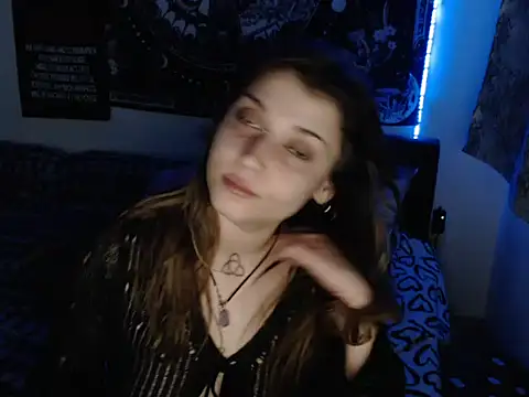 AlienforTwenty Live XXX Chat