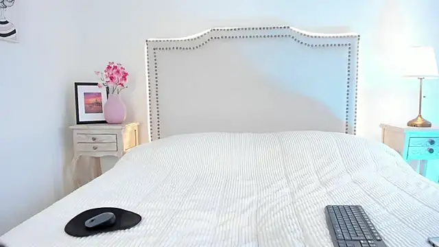 Charlote_Harper Pertunjukan Webcam