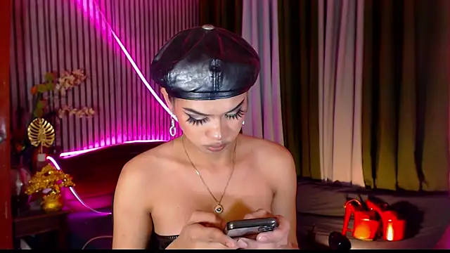 XXX chat uživo modela Unforgettablejulia