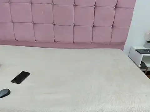 MiaKleinX 라이브 XXX 채팅