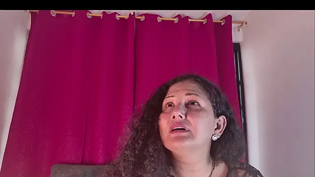 Genesis_Montenegro_OA – Live XXX-chat