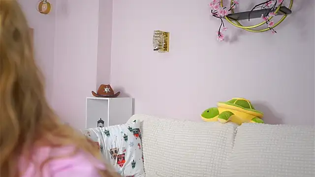 SunnivaCovil Chat XXX in diretta