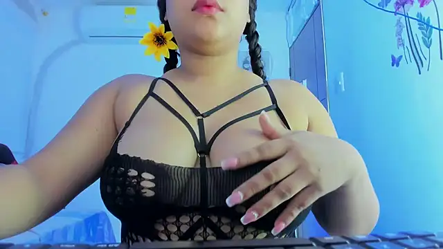 Czat XXX na żywo – Lunastar02