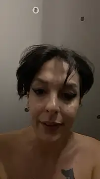 Piggiteablacktea Adlı Modelin Canlı XXX Sohbeti