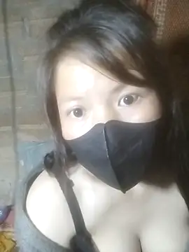 Yang-my- Adlı Modelin Canlı XXX Sohbeti