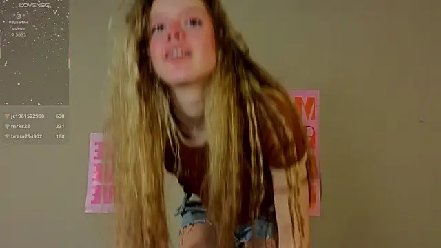 XXX chat uživo modela TiffinyMergist