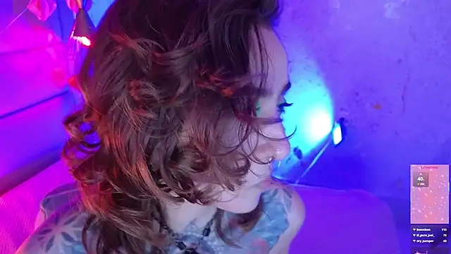 XXX chat uživo modela Evangelyne_1