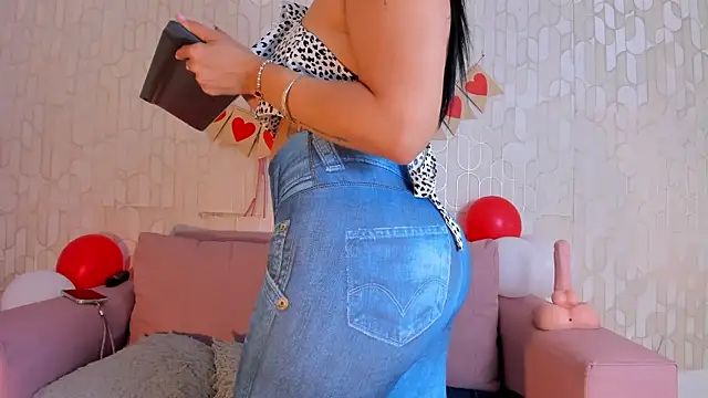 XXX chat uživo modela alanismorgan