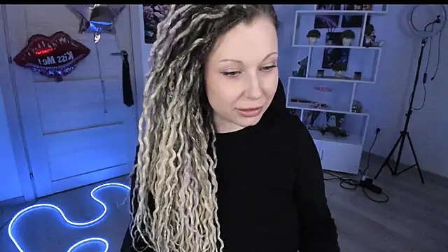 Chat XXX en directo de HoneySallyMoore