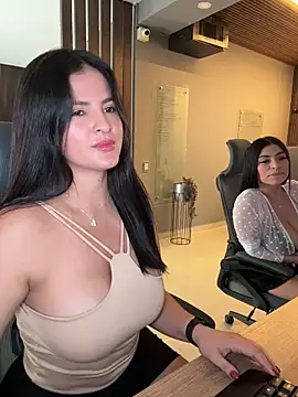 XXX chat uživo modela Carolina_Novoa