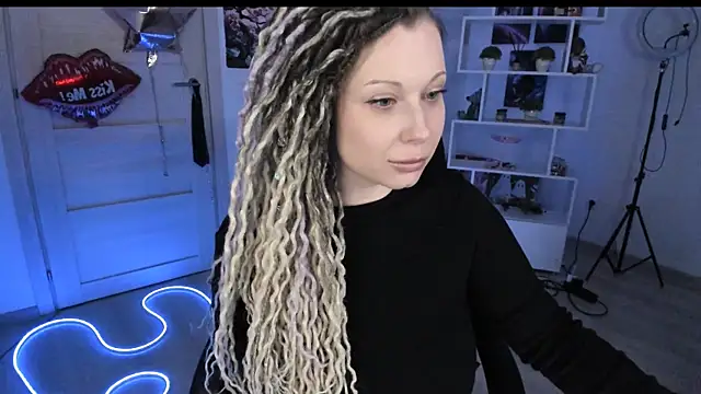 Онлайн чат XXX HoneySallyMoore