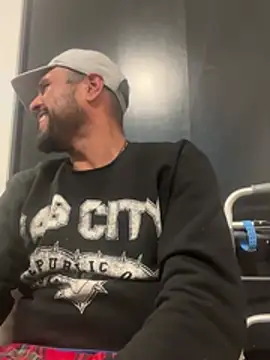 MrDickUdown24_7 live XXX chat