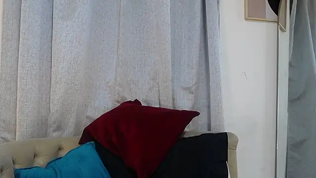 XXX chat uživo modela camilawm19