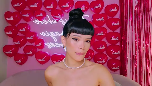 Онлайн чат XXX AgathaKondo_