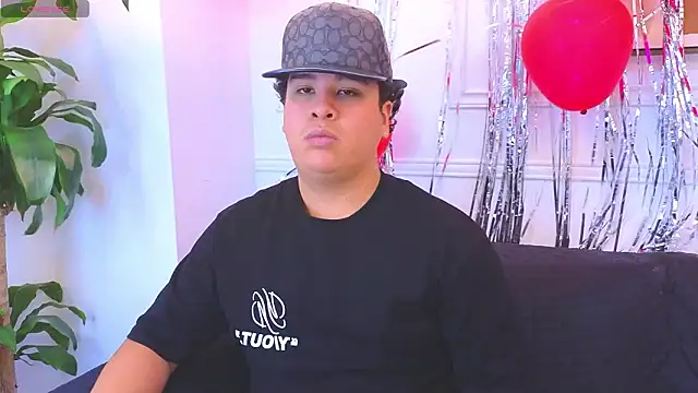 Naim_Bennetsex live XXX chat