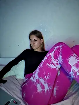 XXX chat uživo modela carolinakis_
