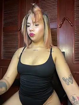 XXX chat uživo modela MelisaAGT