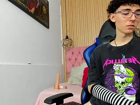 Syriussz live XXX chat