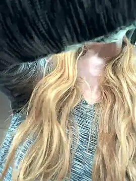 Živý XXX chat GoldenFlameGoddess